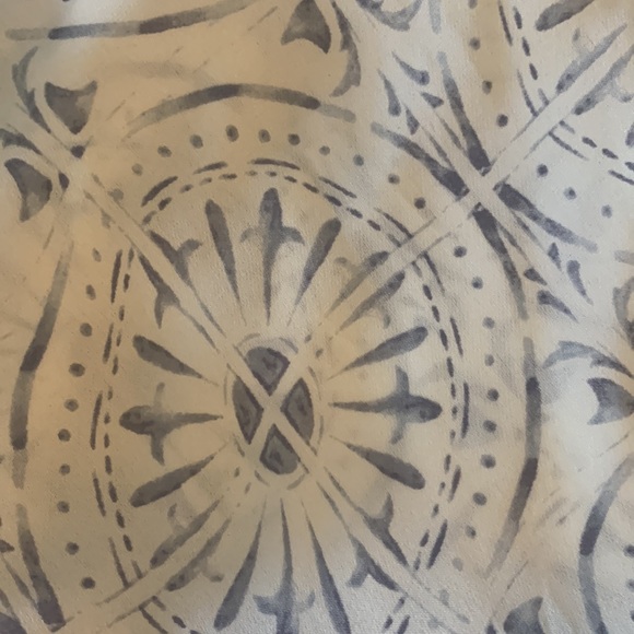 Never worn stone cold fox top - Picture 7 of 7